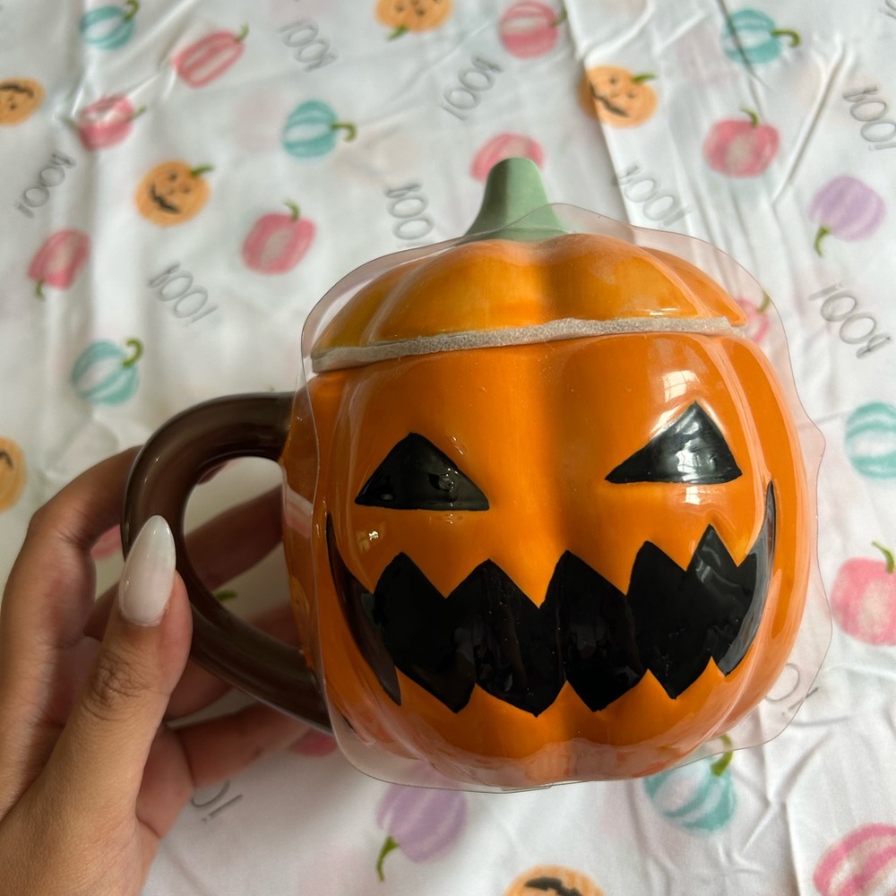 NWT Halloween Pumpkin Ceramic Mug
